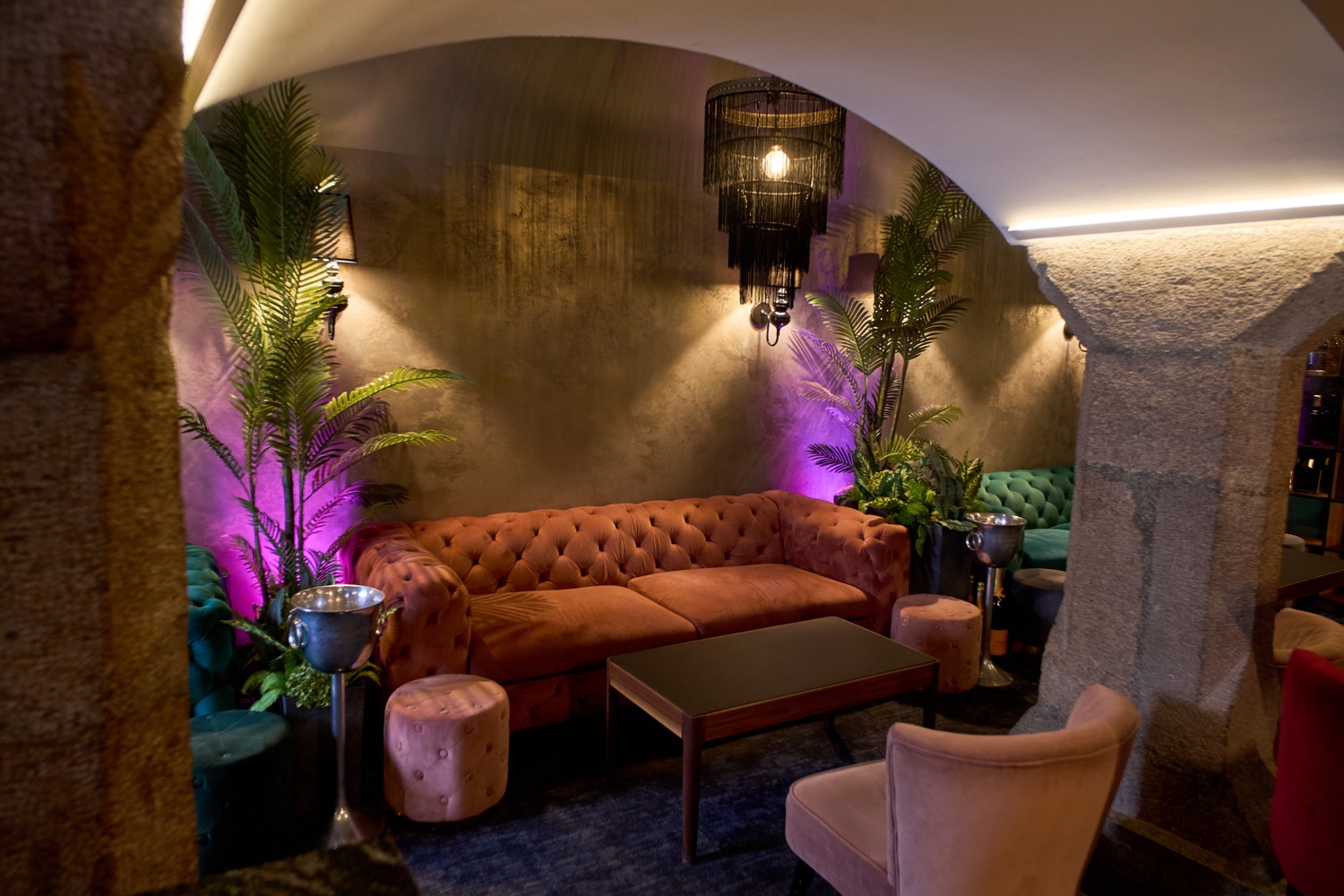GrapesBar_1